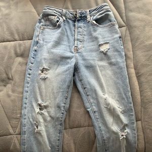 High waisted ripped jeans